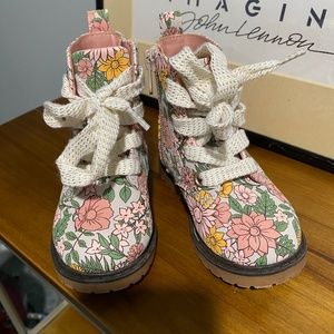 Toddler Girl Size 5 Boots